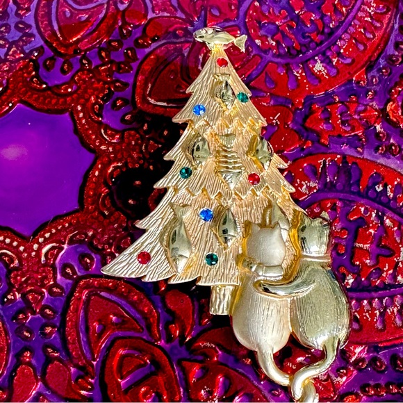JJ Jewelry - Signed Vintage JJ Christmas Tree Two Cats Brooch | Pin